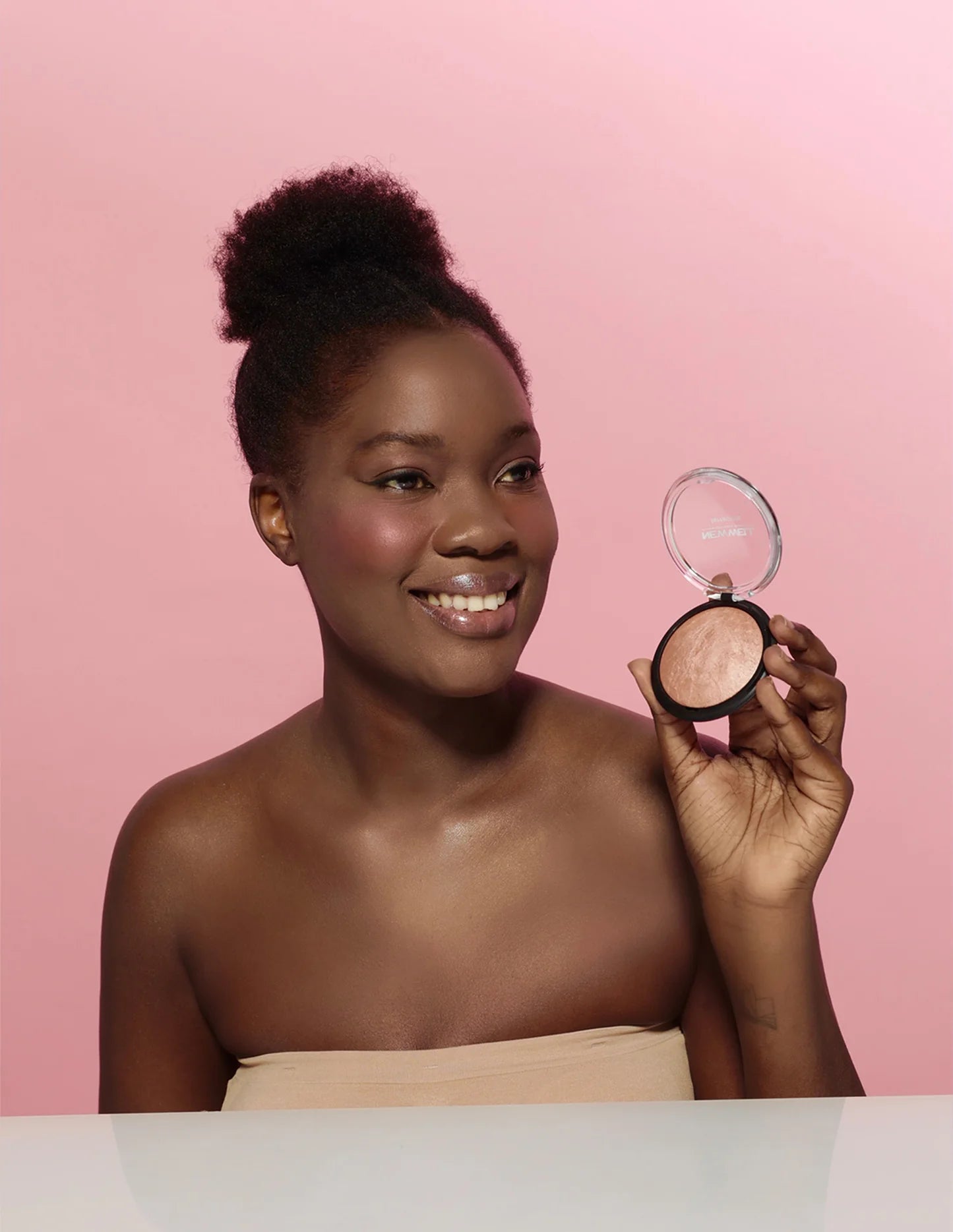 Newwell Terracotta Blusher 02