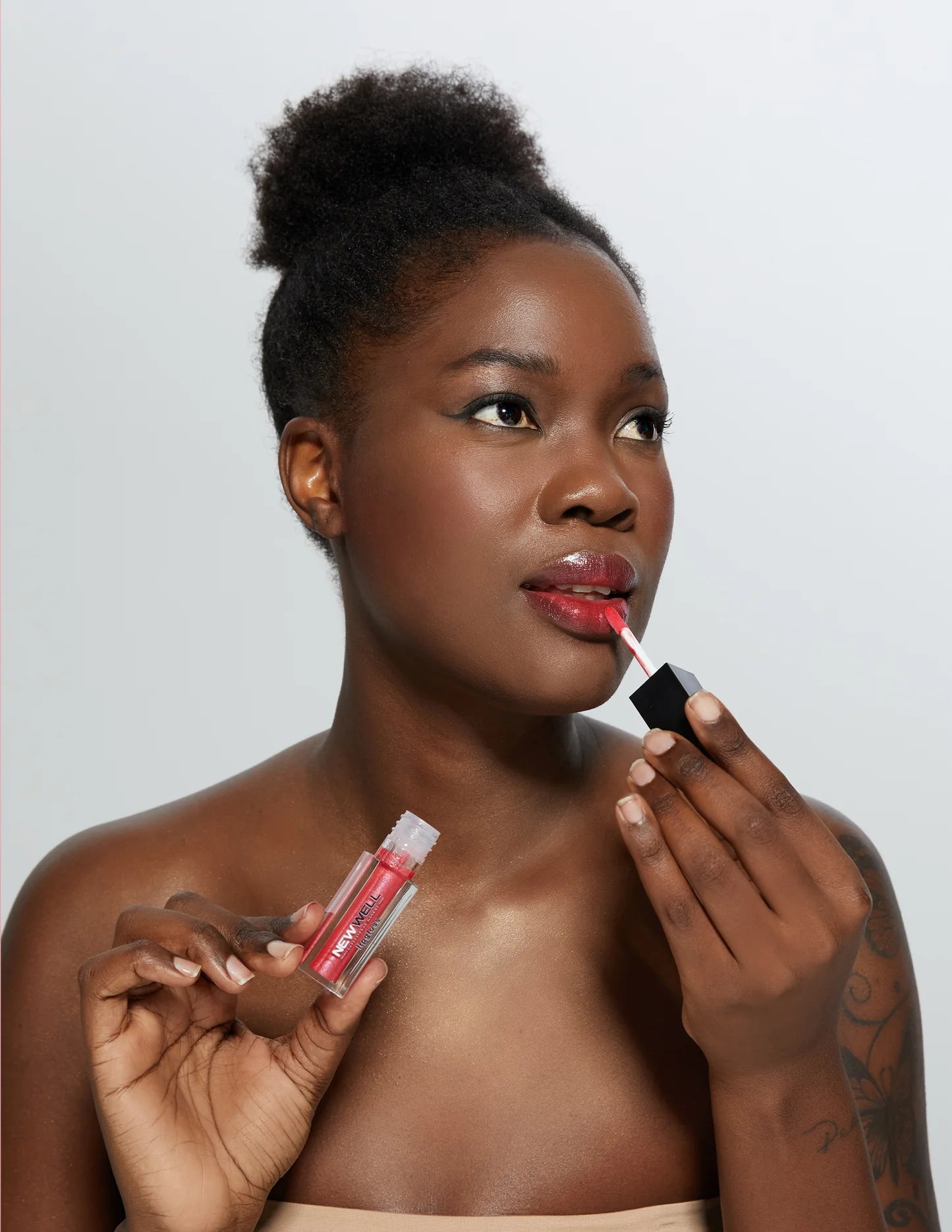 Shiny Liquid Lipgloss - 02